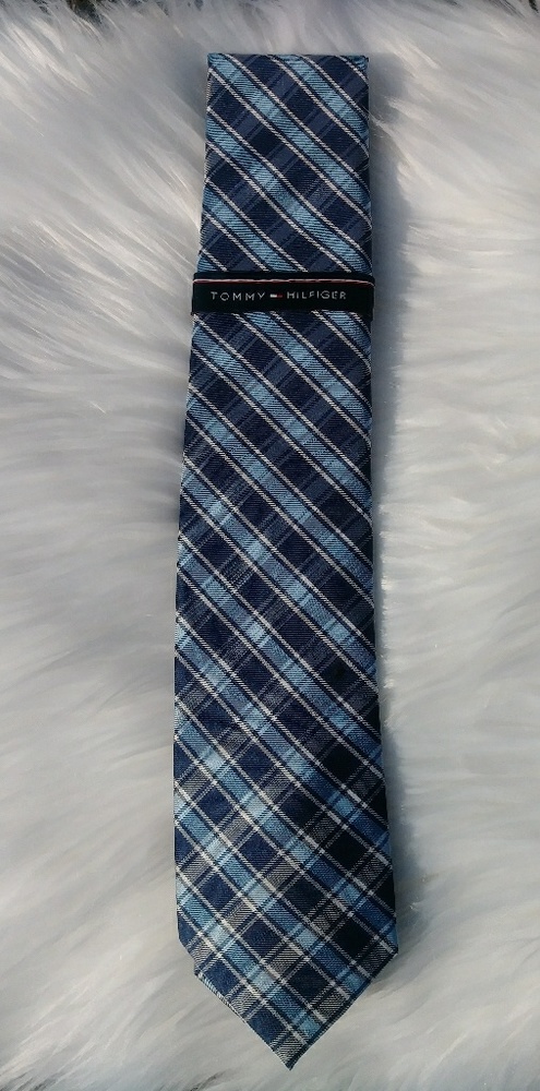 NWT Tommy Hilfiger Tie